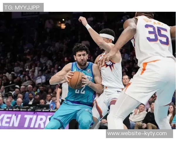 基德谈背靠背开局疲软表现强调前场篮板丢失影响比赛胜负 基德谈背靠背开局疲软表现强调前场篮板丢失影响比赛胜负