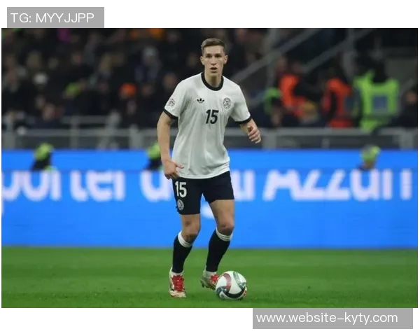 施洛特贝克确认缺席卢森堡比赛未来对斯洛伐克出战存疑 施洛特贝克确认缺席卢森堡比赛未来对斯洛伐克出战存疑