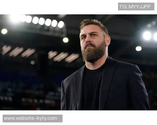 德罗西正式加盟热那亚执教合同签署至明年六月附加一年选项 德罗西正式加盟热那亚执教合同签署至明年六月附加一年选项